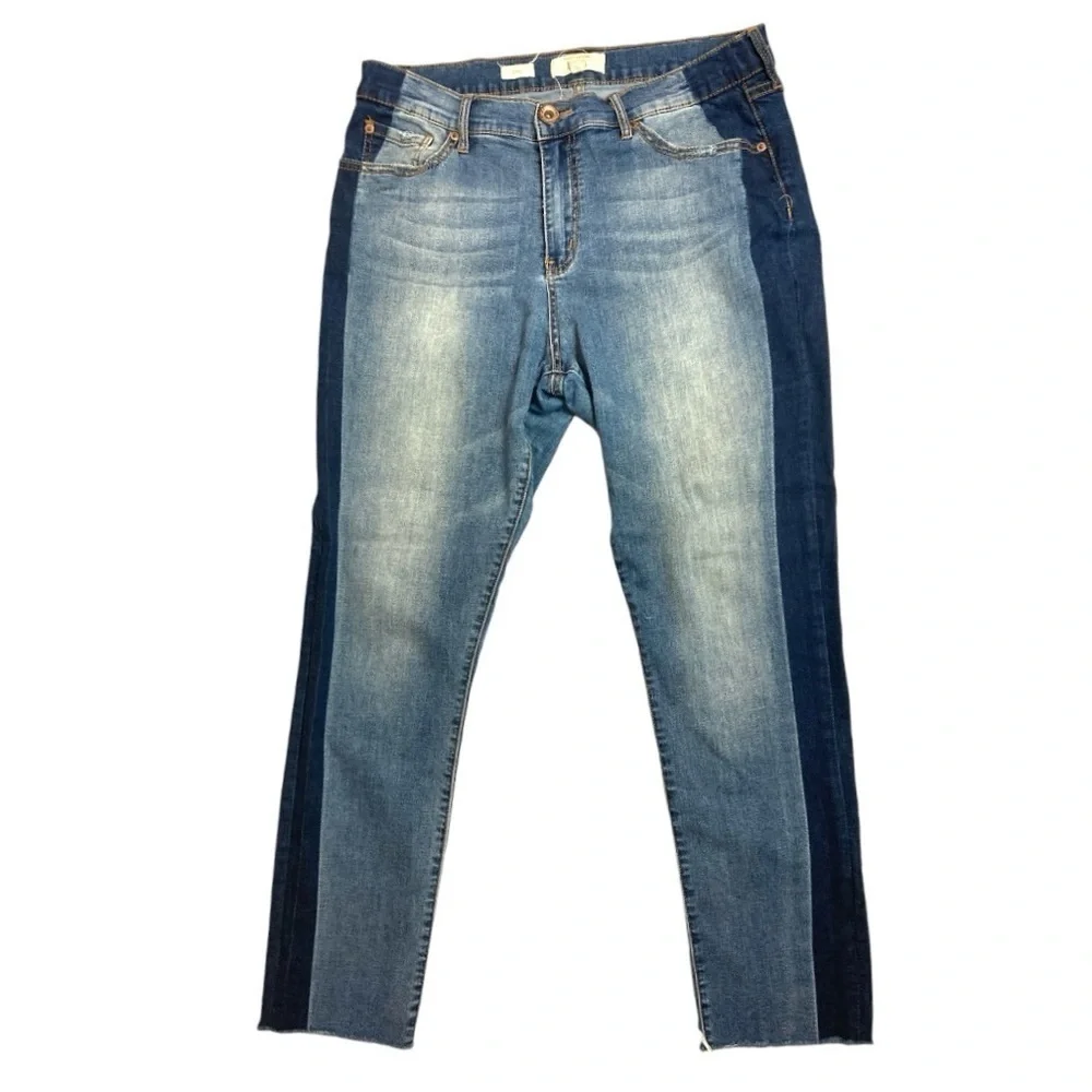 Band of Gypsies Two Toned Gwen Jeans